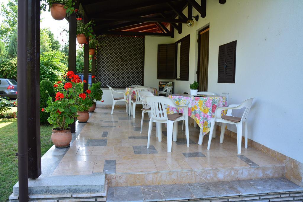 Rozsa Nyaralohaz Villa Balatonboglar Exterior photo